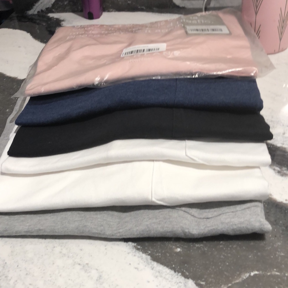 6 bundle XL Everlane Organic pocket Tee washed 1x -blush still new in package